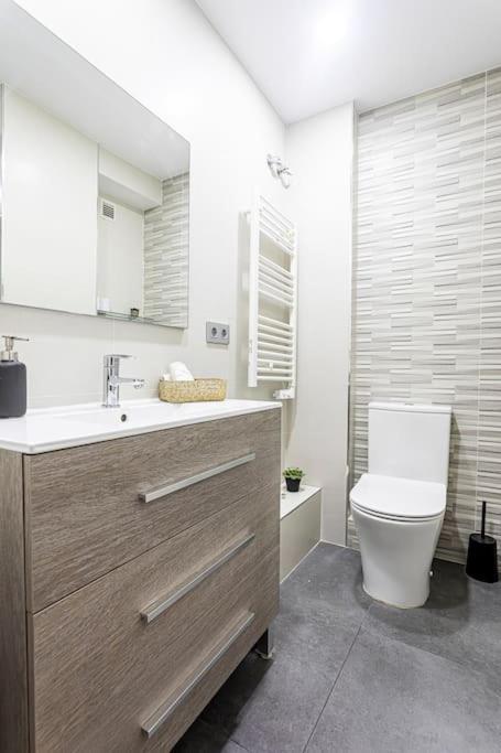Апартаменти Precioso Piso Moderno: Terraza, A/C, Netflix, Wifi Валенсія Екстер'єр фото
